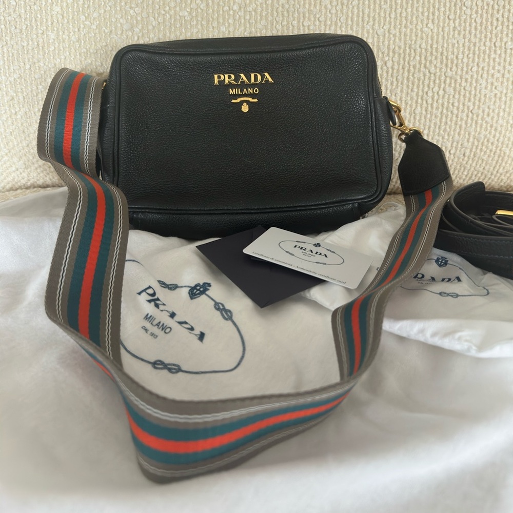NWOT PRADA LEATHER CROSSBODY